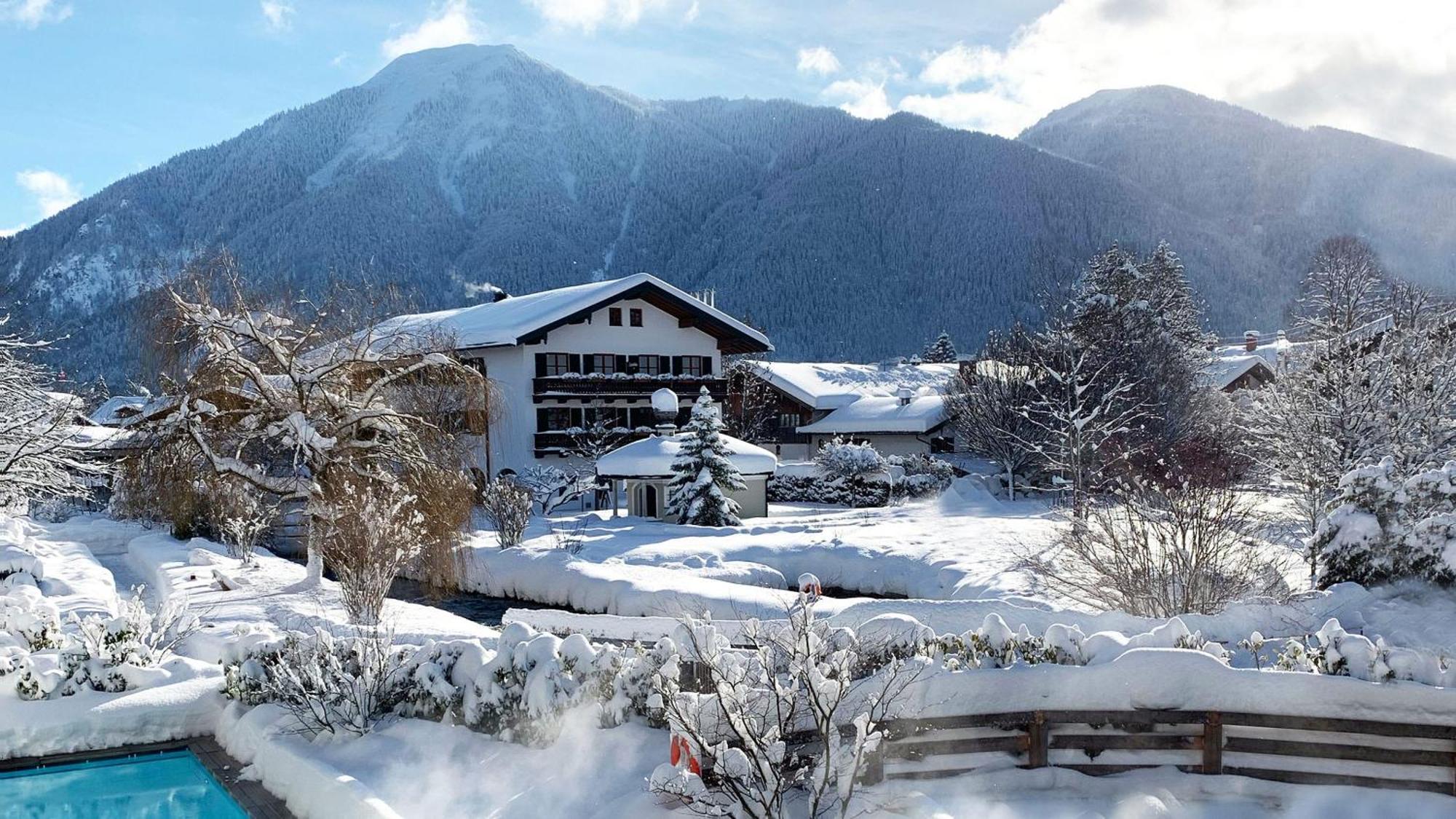 Spa & Resort Bachmair Weissach, Luxury Family Resort Rotta Esterno foto
